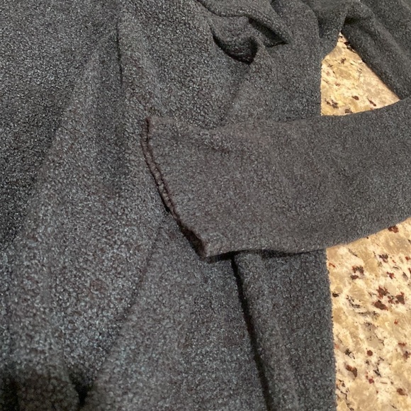 Barefoot Dreams CozyChic Lite® Island Wrap open front cardigan - Picture 5 of 10